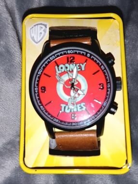 Marvel Kids Watch Red Face Brown Strap Looney Tunes
